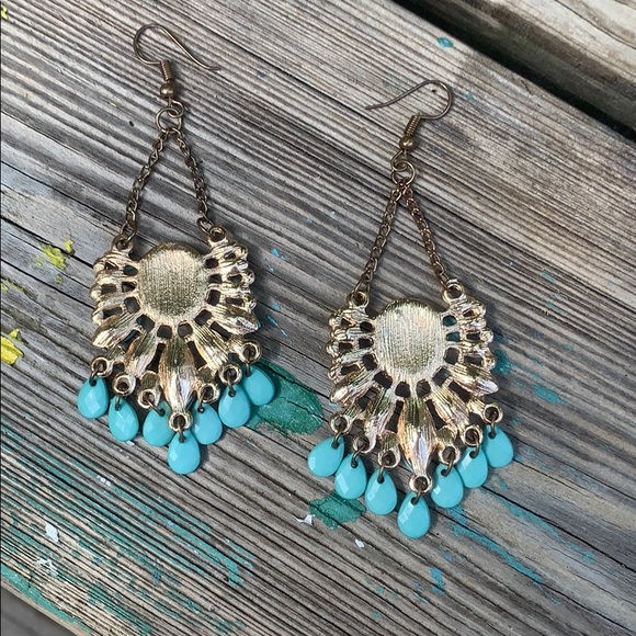 Turquoise boho earrings - Picture 3 of 3